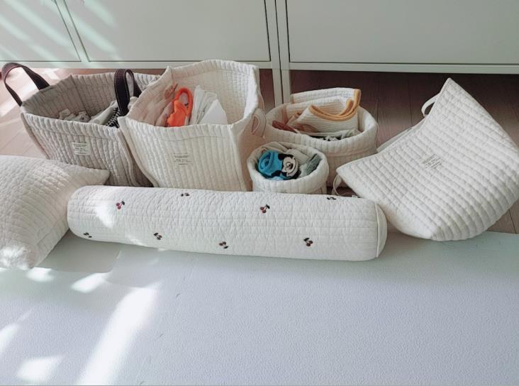Quilted Baby Bedside Storage Bag – Nursery Organizer & Mommy Handbag