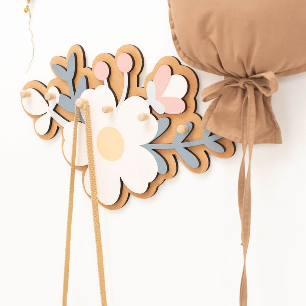 Wooden Flower Wall Hooks for Girls Room – Nursery Wall Hanger for Kids