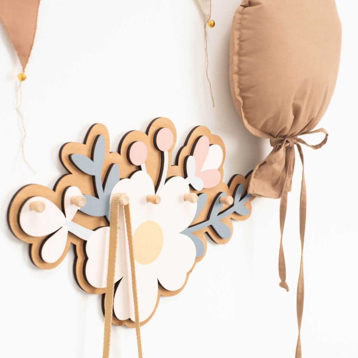 Wooden Flower Wall Hooks for Girls Room – Nursery Wall Hanger for Kids