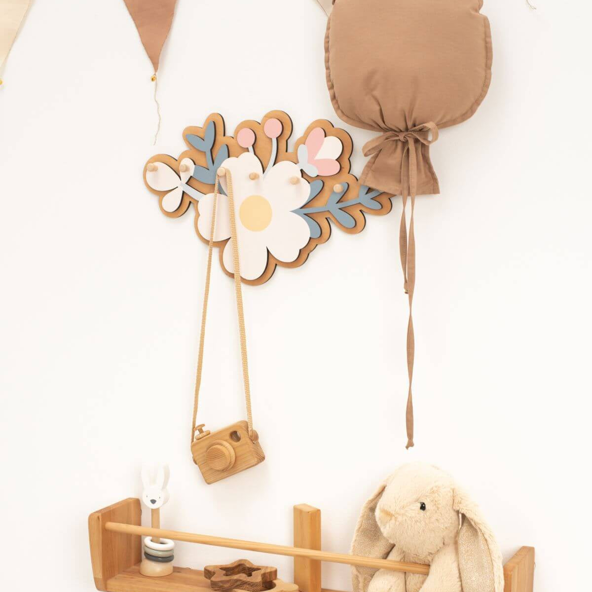 Wooden Flower Wall Hooks for Girls Room – Nursery Wall Hanger for Kids