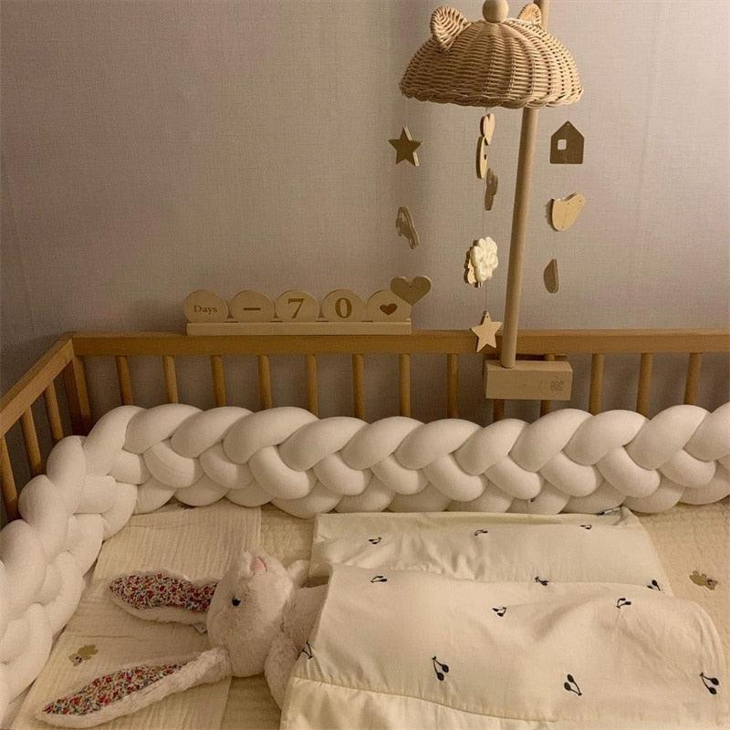 Wooden Cloud & Star Wind Chime for Nursery – Wall Hanging Ornament & Soothing Pendant Toy for Newborns