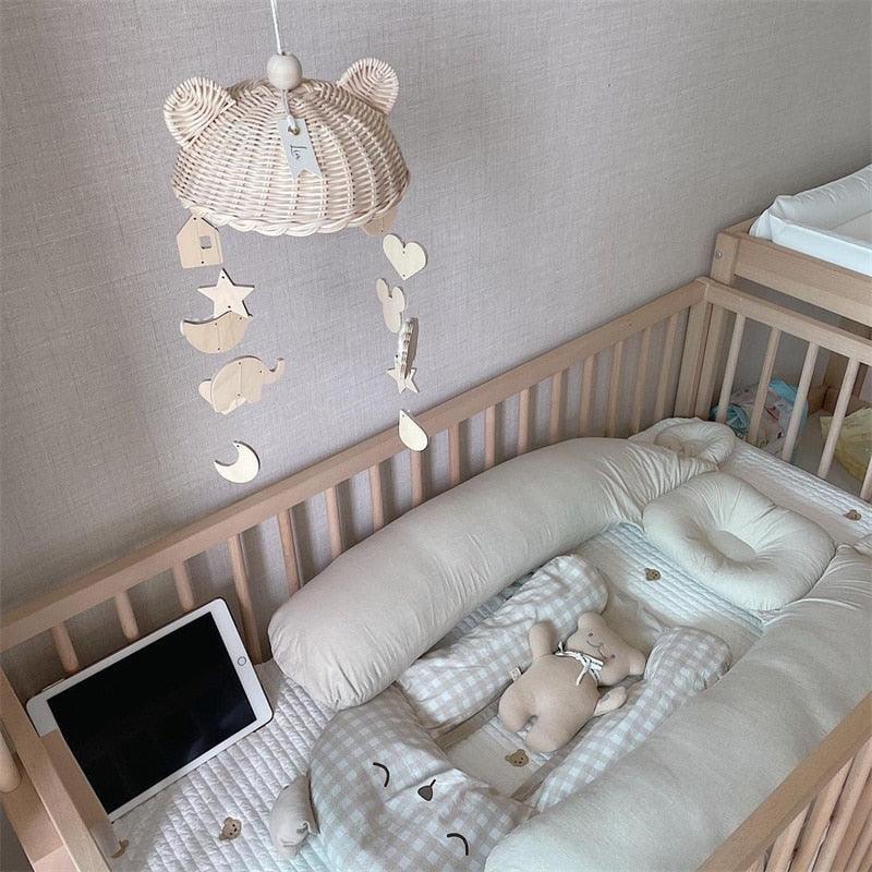 Wooden Cloud & Star Wind Chime for Nursery – Wall Hanging Ornament & Soothing Pendant Toy for Newborns